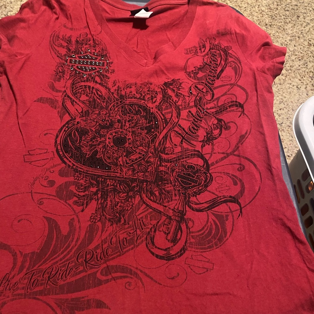 Harley-Davidson Vivid Red Tee with Intricate Black Design
